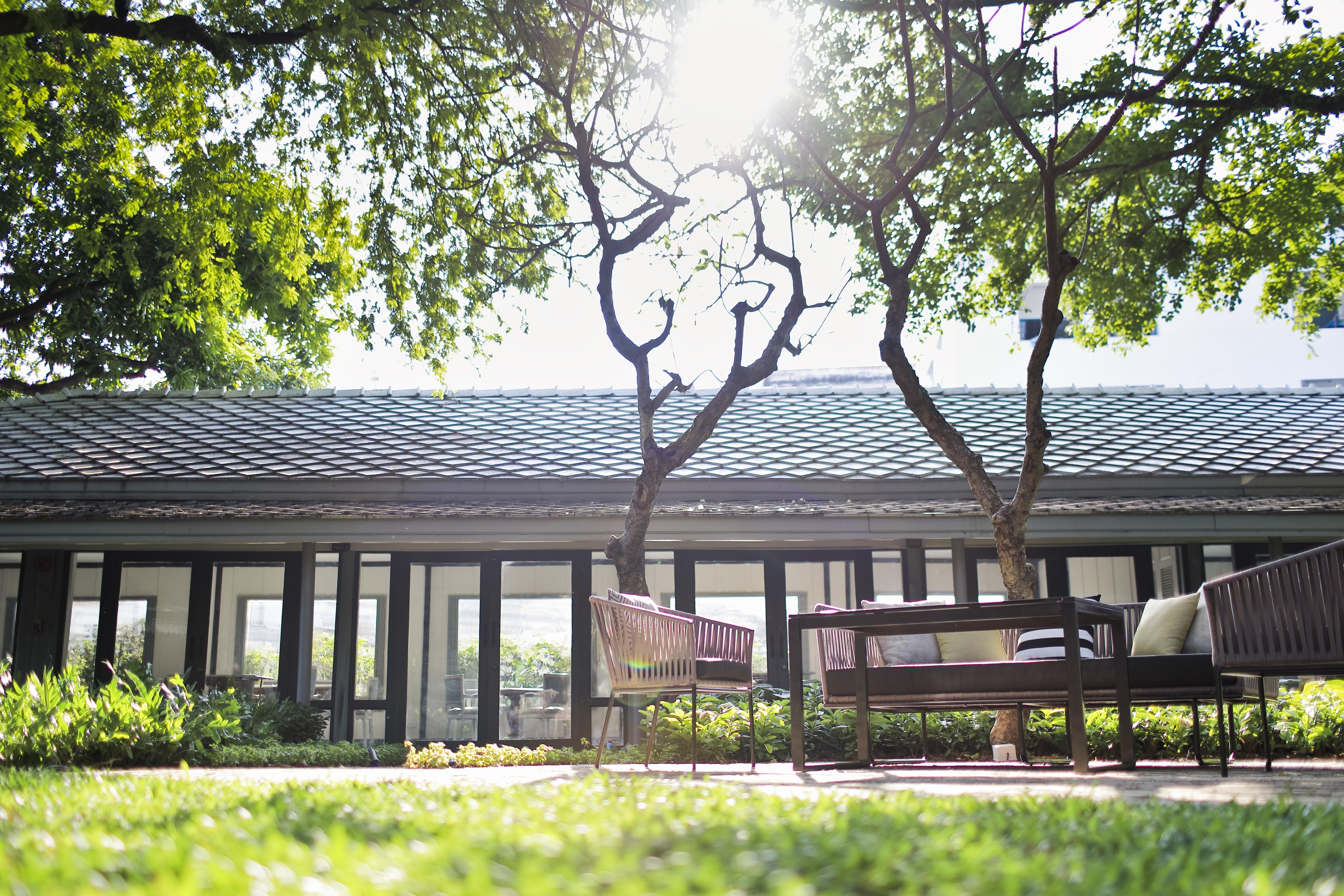 The Raweekanlaya Bangkok Exteriér fotografie The library