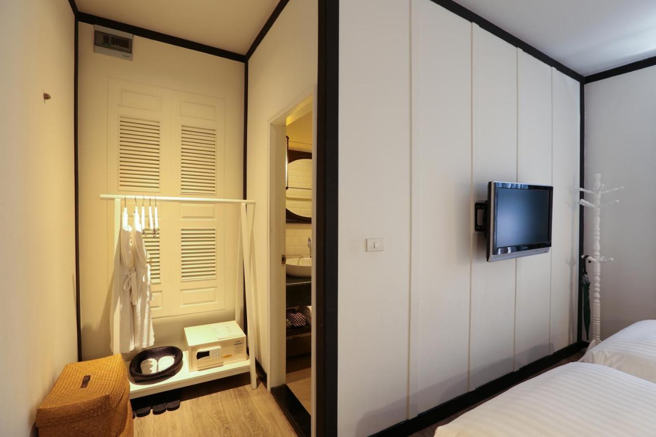 The Raweekanlaya Bangkok Exteriér fotografie A room at the hotel